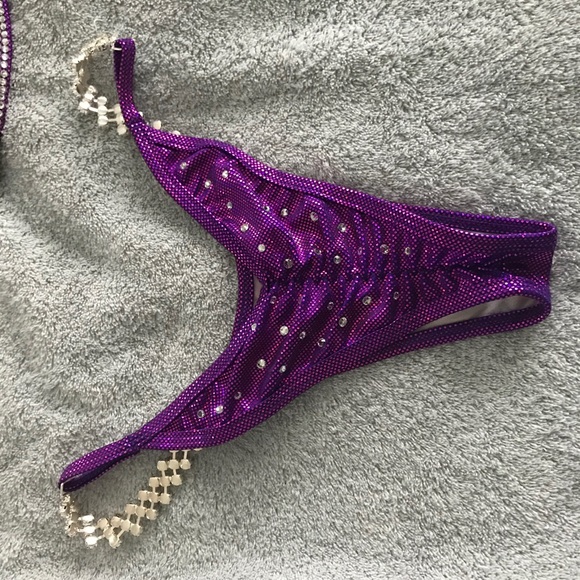 Competition Bikini - Picture 7 of 7